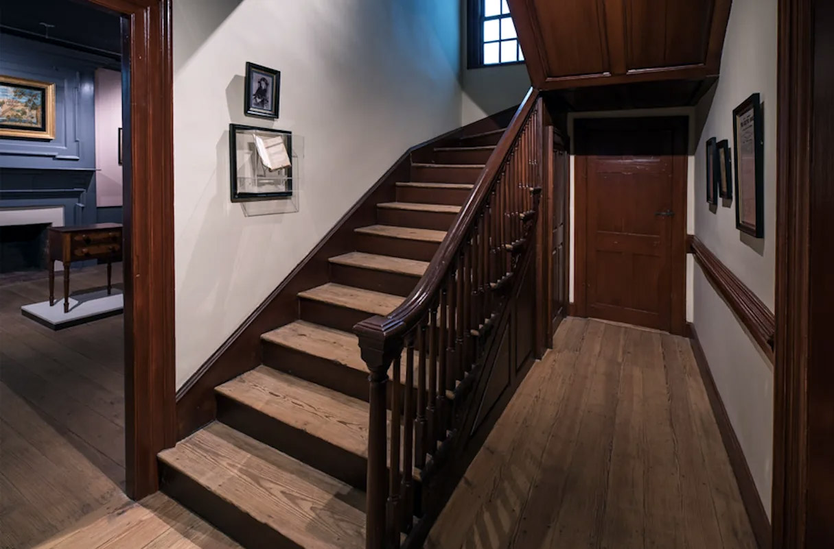 MESDA Staircase in Edenton Gallery