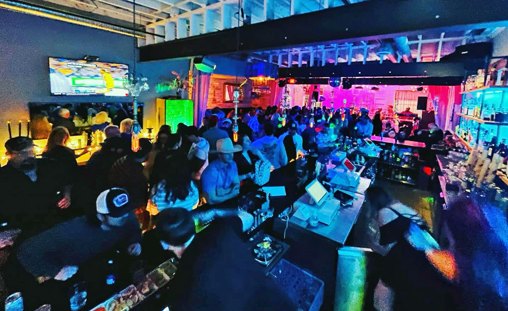 Breathe Cocktail Lounge