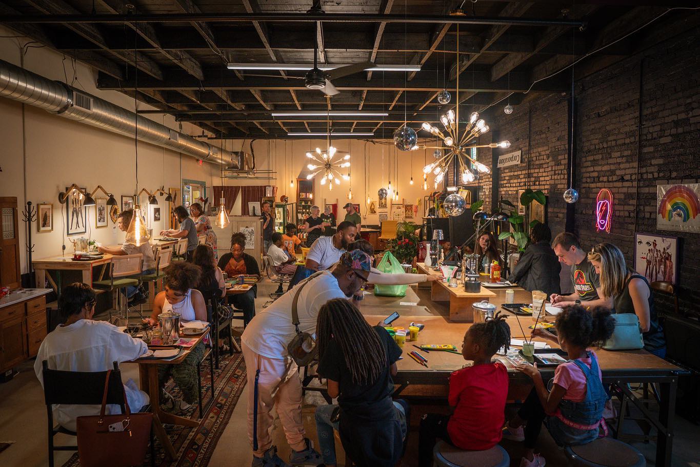 Dabble Art Bar