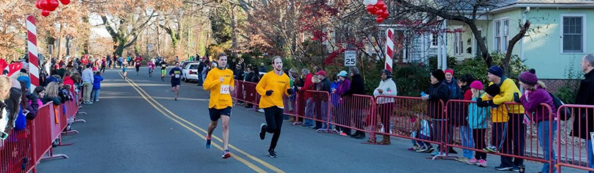 Mistletoe Run 2025 Photo