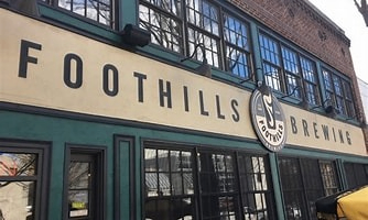 Live Music at the Pub Photo