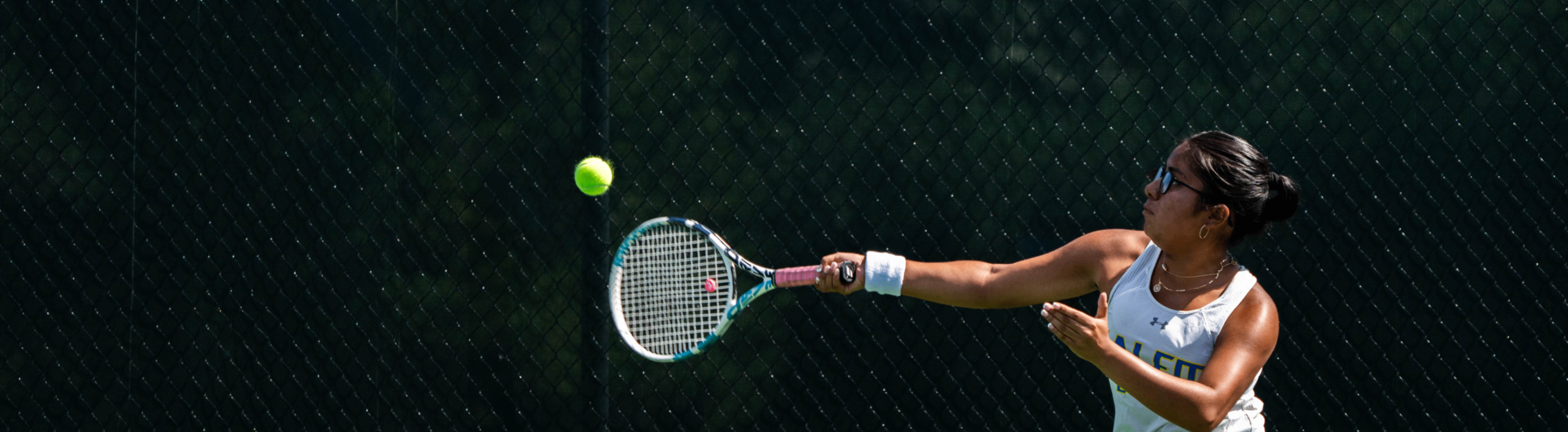 Salem College Tennis vs. Johnson &amp; Wales University (NC) Photo