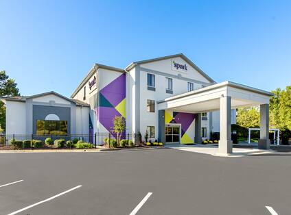 Spark by Hilton Winston-Salem University Exterior hotel image Photo 2