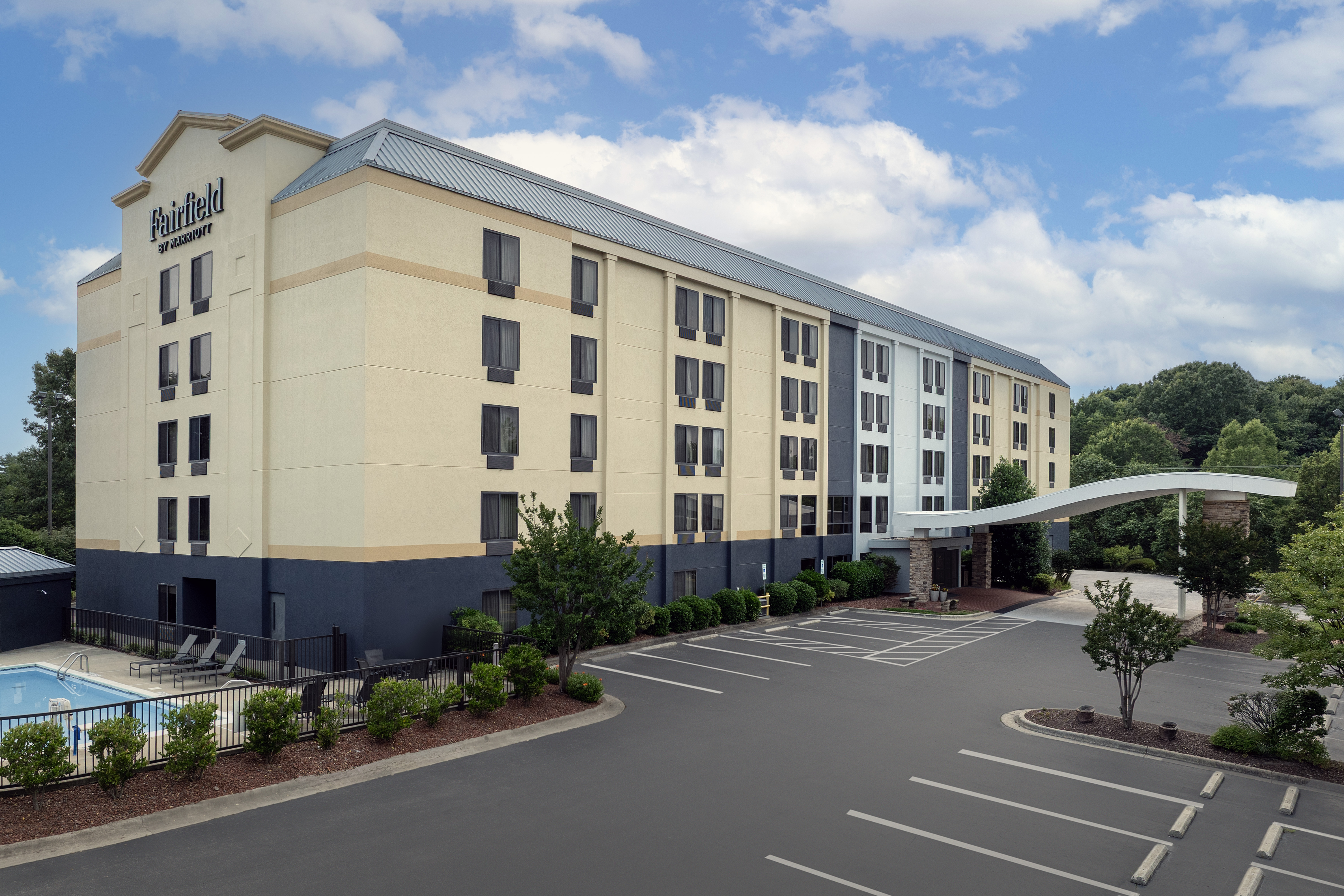 Exterior of the Fairfield Inn &amp; Suites Winston Salem hotel located just off I-40 across from Hanes Mall. Photo