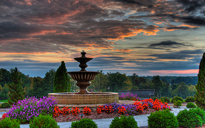 Grounds_fountain_web.jpg Photo 2