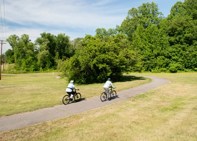 Salem Creek Greenway cyclists