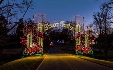 Seasons Greeting Sign with Lights