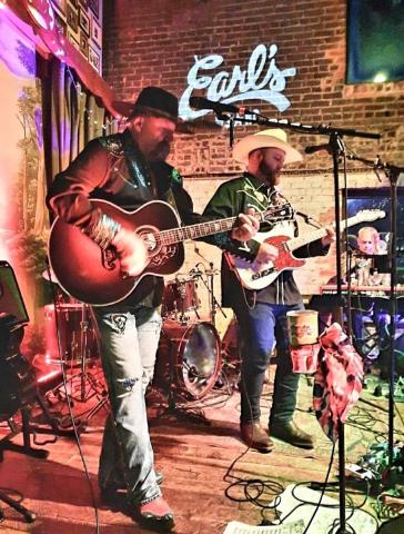 Live Music at Earl's