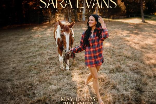 Sara Evans: Unbroke Tour Photo