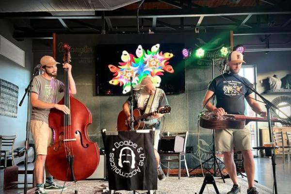Doobe & The Accomplices Photo