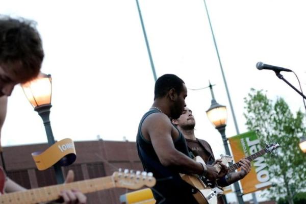 Ears To The Ground at Joymongers Photo