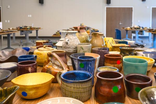 Sawtooth's Not Quite Perfect Pottery Sale Photo 2