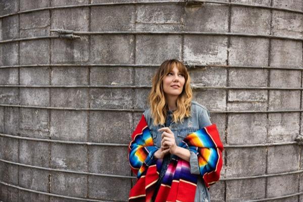Molly Tuttle Photo