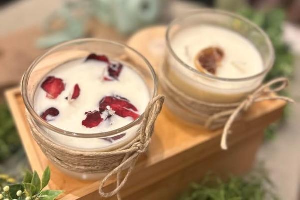 Botanical Halloween Candle-Making Workshop at Foothills Tasting Photo