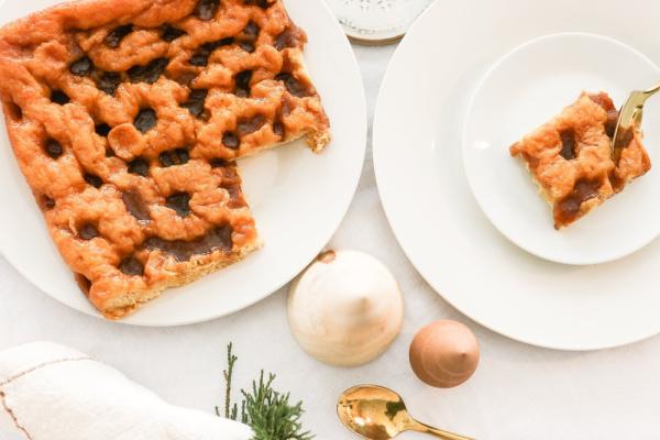 Wood-Fired Oven & Moravian Sugar Cake Tasting and Demonstration Photo