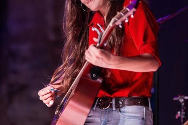 Allyn Raney SOLO @ Salem Elberson Fine Arts Center - Leslie Karpi Photo