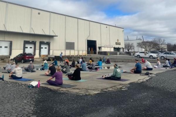 Yogammunity Foothills Photo