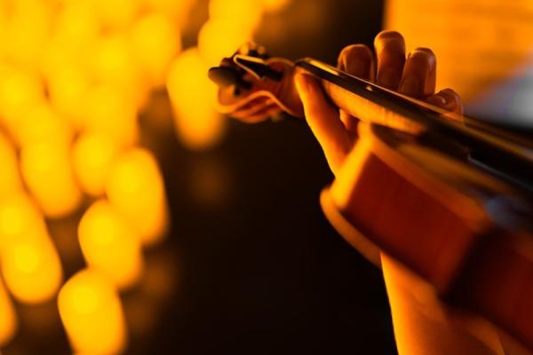 Candlelight: Valentine’s Day Special | Winston Salem Photo