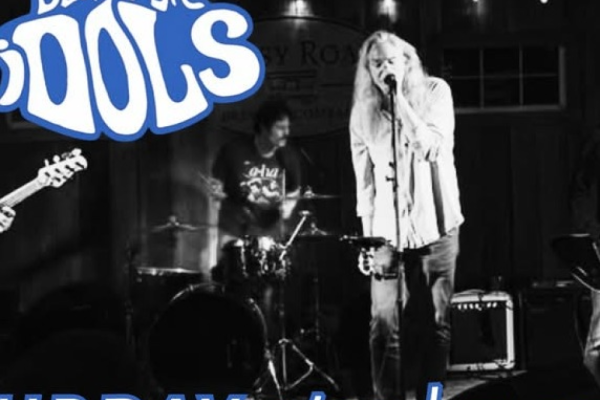 Blacklight Idols at Wise Man Photo