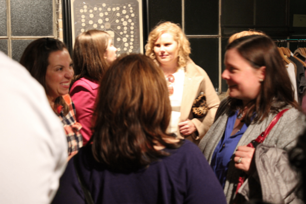 Mac & Cheese Productions℠ Speed-Friending Photo 4