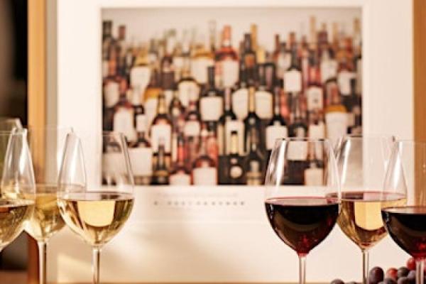 Vino and Ciocolatta Photo