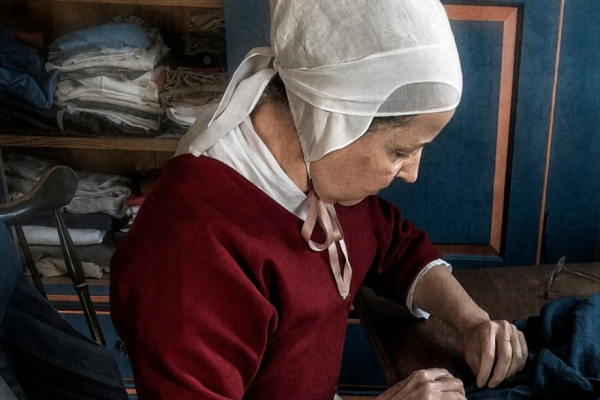 Hands On History - Binding Blank Books Photo