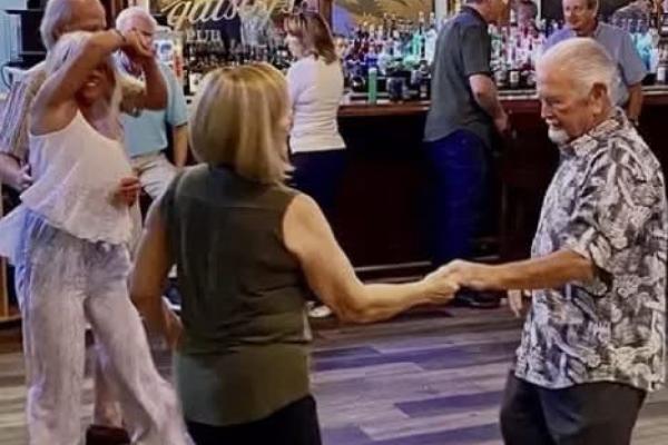 Shaggers Dancing Photo
