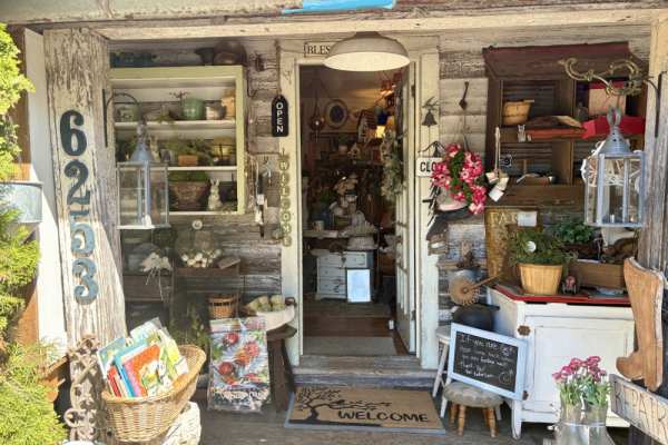 The Olde Mill Vintage & Artesian Market Photo