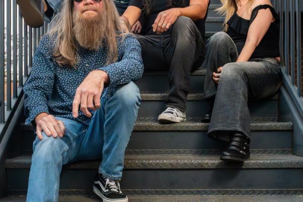 No Strings Attached at Miller’s on Trade Photo