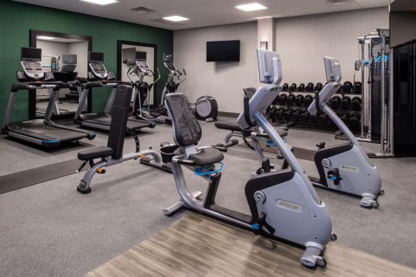 Fitness Center Photo 6