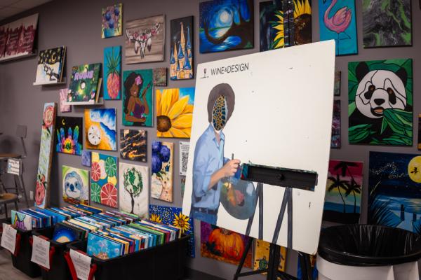 Wine & Design 2 Photo 3