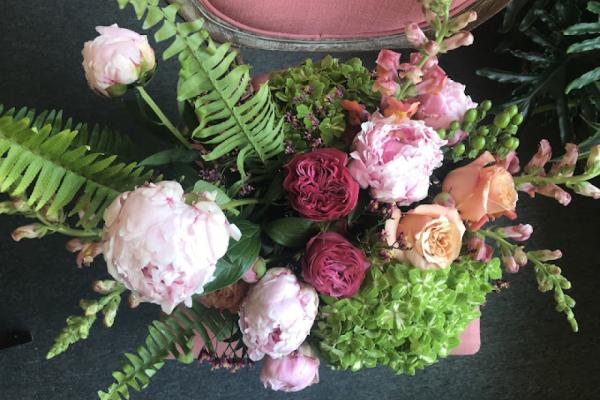 Imagine Flowers arrangement Photo