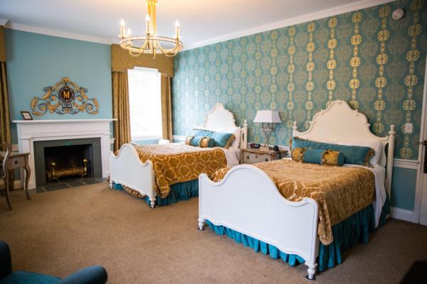 manor Photo 7