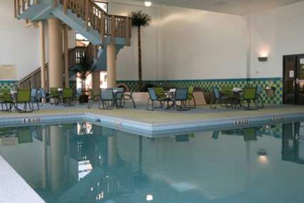 Indoor heated pool, whirlpool, and two 125 foot indoor tube waterslides Photo