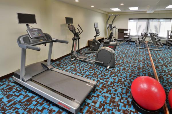 Fitness Center Photo 8