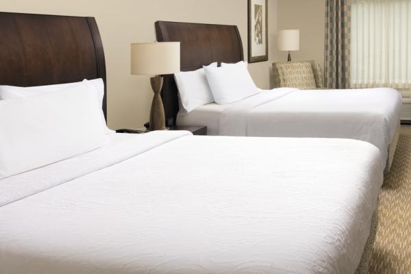 Hilton Garden Inn Guestroom Photo 3