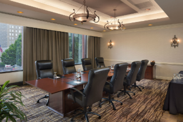 Marriott-_Hanes_Board_Room_.png Photo 9