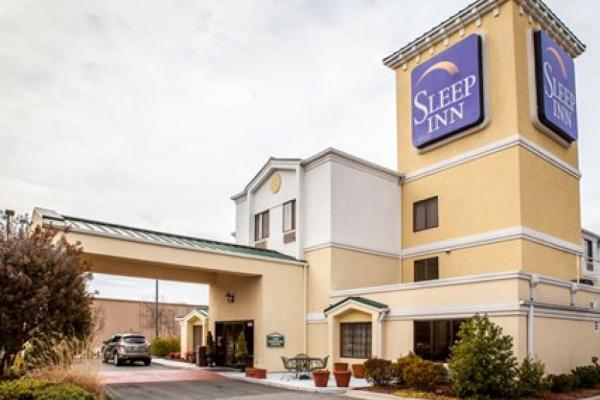 Sleep Inn Hanes Mall Photo