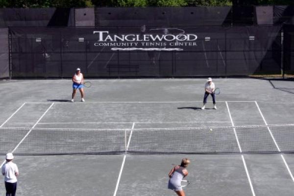 tennishomepage.JPG Photo 2