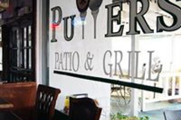 Putter's Patio and Grill Photo