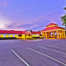 Village Inn Exterior Photo