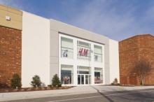 Hanes_Mall_Feb12-HM_lr.jpg Photo 2