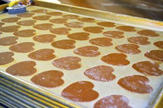 Bakeries &amp; Desserts