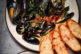 The Katharine & Broad Branch Distillery Supper Series Photo