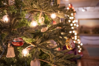 Caroling Fridays at Reynolda Photo