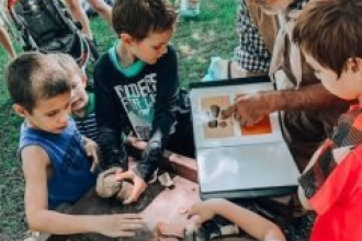 Hands on History Day Photo