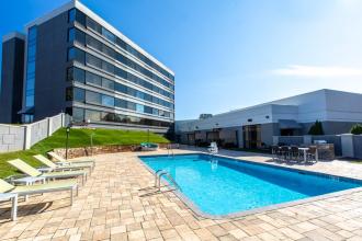exterior Outdoor Pool Photo