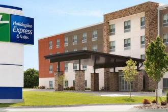 Holiday Inn Express &amp; Suites Kernersville South Photo
