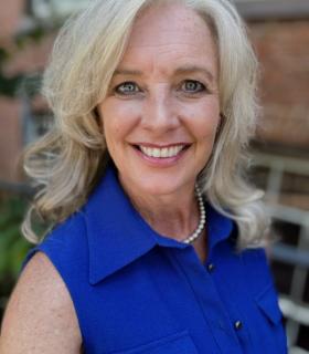 Tracy Lentz updated headshot 2025